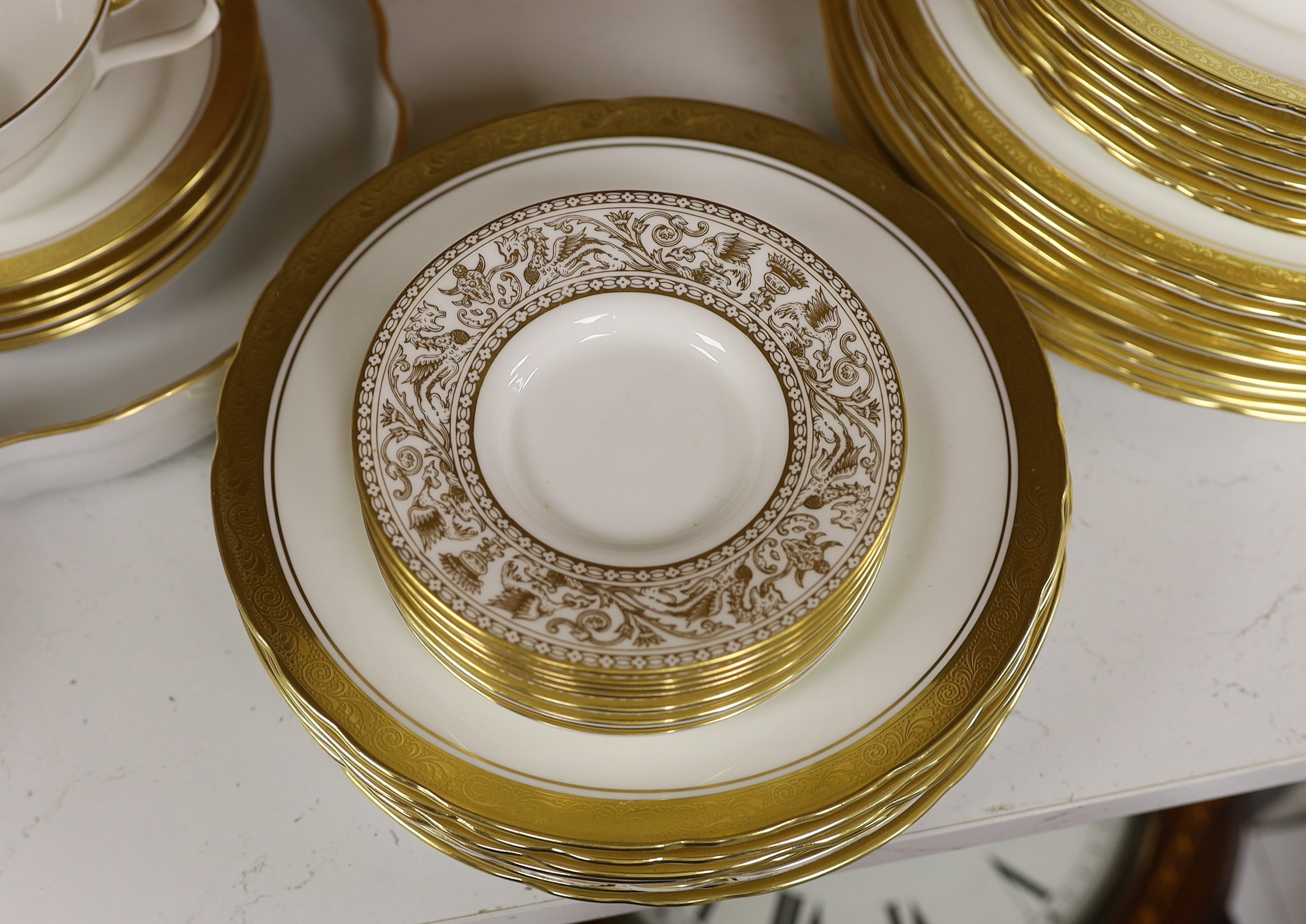 Anysley Argosy, Wedgwood Gold Florentine, Worcester gold decorated dinner wares including coffee pot, soup bowls, twin handled bowls and plates